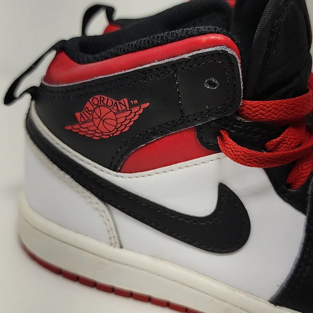 Nike Air Jordan 1‎ Mid Shoes White Gym Red Black DQ8424-106, Size 13C